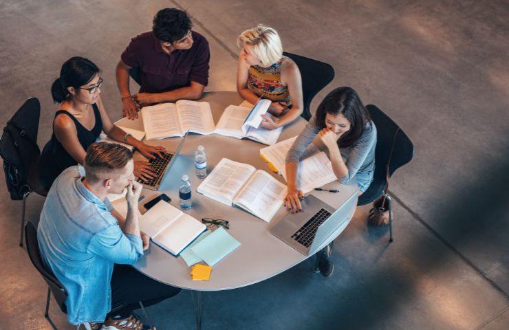 carta per i studenti più meritevoli