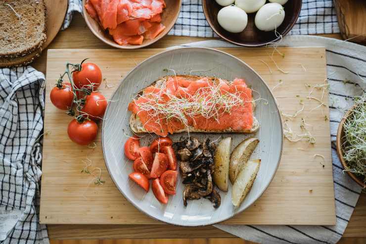 toast con salmone